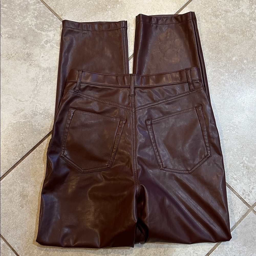 Abercrombie & Fitch Oxblood Faux Leather Crossover Straight Fit Pants 6 Jeans - Picture 6 of 7